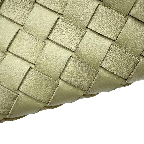 Bottega Veneta Handbag Andiamo Lambskin Bag - Picture 9 of 15